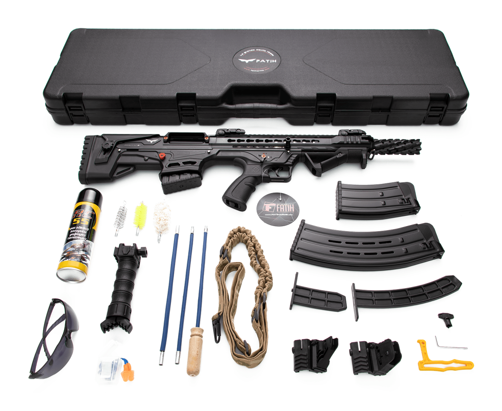 Başak bullpup av tüfeğinin kutu içeriğinde çanta, yağ, tek nokta askı kayışı, harbi takımı, gözlük, kulak tıkacı, 45 derece açılı gez arpacık, çatal ayak, güvenlik mandalı, 2li 5li 10lu şarjör bulunmaktadır.